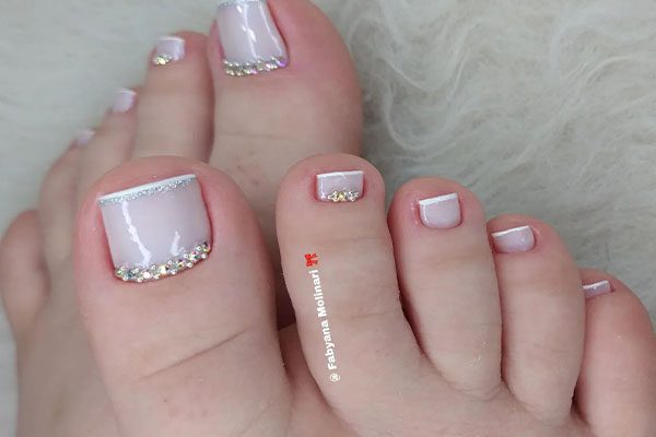 Curso de Manicure e Pedicure para Iniciante com Fabyana Molinari é bom vale a pena