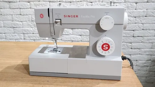 Singer Facilita Pro 4423 comprar com promoção e cupom